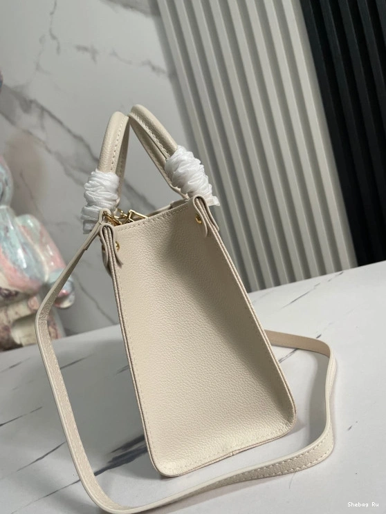 VUITTON PM LOUIS ONTHEGO 0801